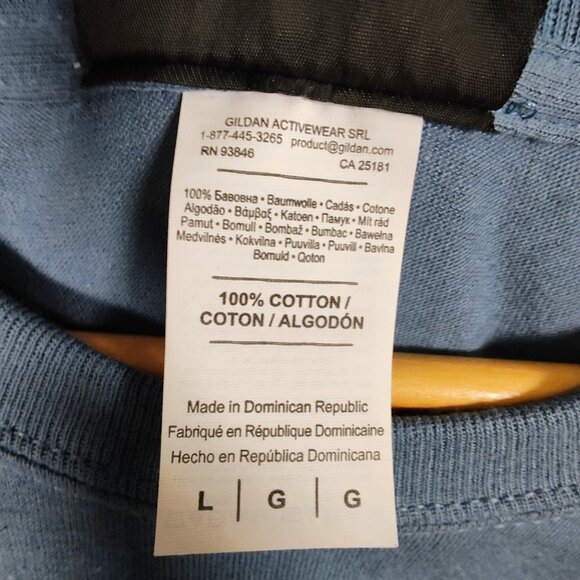 Graceland Women's L Elvis Presley "The Home of Elvis Presley" T-Shirt NWOT - Picture 6 of 9